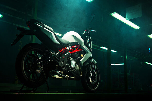 Benelli India Partners Mahavir Auto, Announces Price Cuts for TNT 300, 302R 