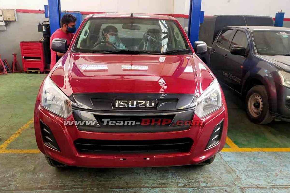 Isuzu D-Max Hi-Lander Spotted at Dealership; Launch Soon