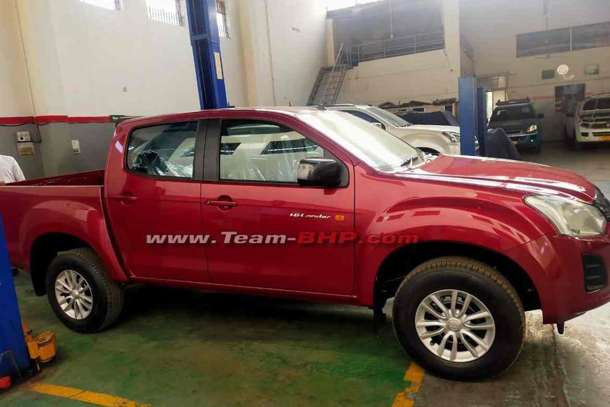 Isuzu D-Max Hi-Lander Spotted at Dealership; Launch Soon