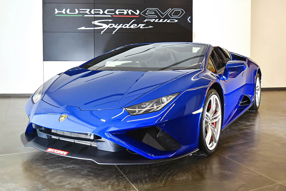 Lamborghini Huracan RWD Spyder Launched at Rs 3.54 Crores