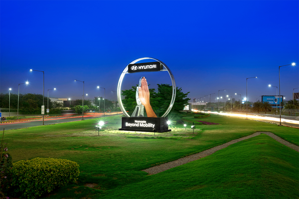 Hyundai India Unveils 'Namaste' Installation 