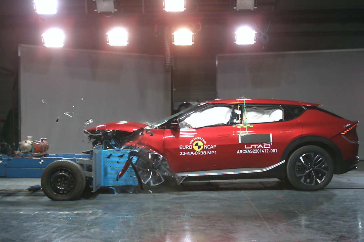 All-Electric Kia EV6 Gets 5-Star Safety Rating