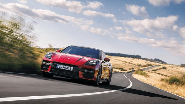 Porsche Panamera GTS Launched in India; Priced at INR 2.34 Crore