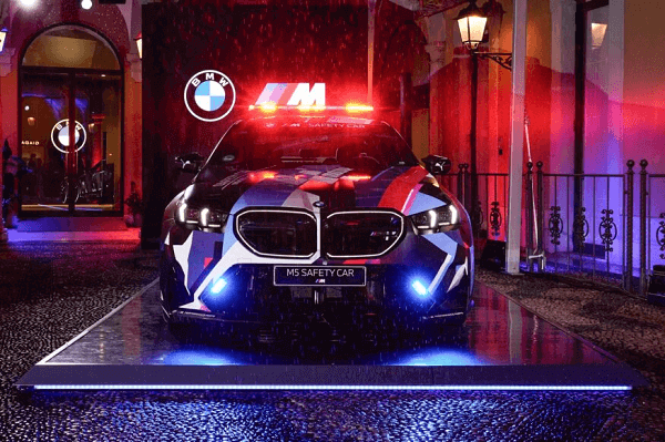 New BMW M5 MotoGP Safety Car Unveiled with Hybrid Powertrain