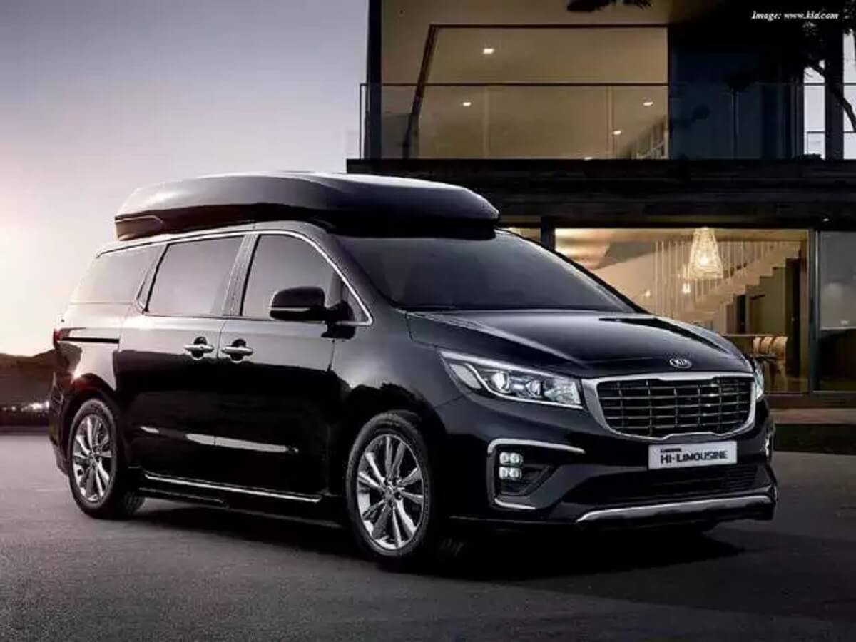 Kia Carnival Hi Limousine to Debut at Auto Expo 2025