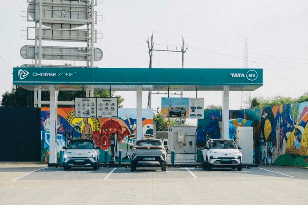 Tata.ev Opens 10 High-Speed EV MegaChargers On Main Highways