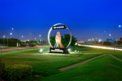 Hyundai India Unveils 'Namaste' Installation 