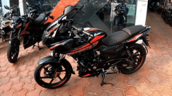 2024 Bajaj Pulsar 220F Unveiled; Gets New Graphics and Instrument Console