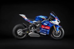 Special Limited Edition Ducati Panigale V4 Tricolore Italia Unveiled