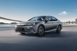 Toyota Camry Prices Hiked by Up to INR 50,000: Now Starts at INR 48.50 Lakh