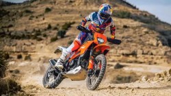 KTM 390 Enduro R Global Variant Launches at 3.53 Lacs