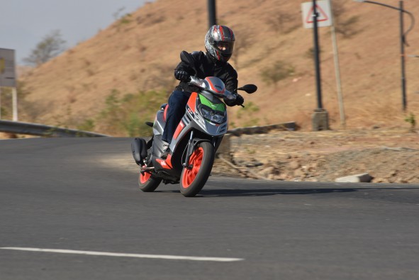 2017 Aprilia SR 150 Race first ride