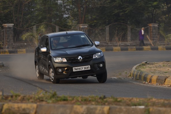 Like the 0.8-litre variant, the Kwid 1.0 handles like a bigger, more expensive car. 