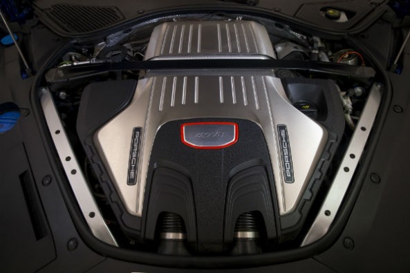 The twin-turbocharged 4.0-litre petrol delivers a stonking 550hp of power. 