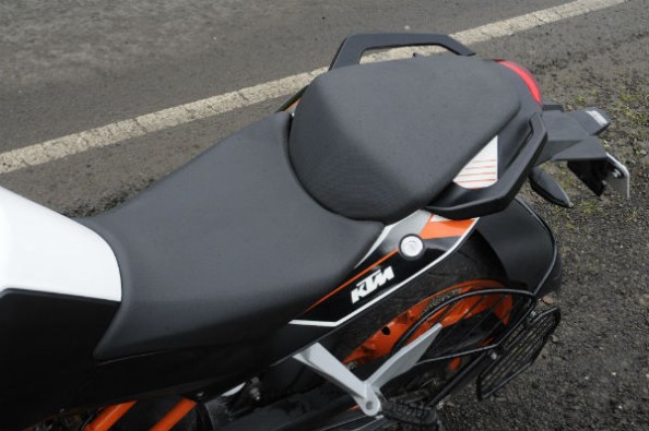 The seating is quite upright but long distances on the hard saddle can be a bit difficult.