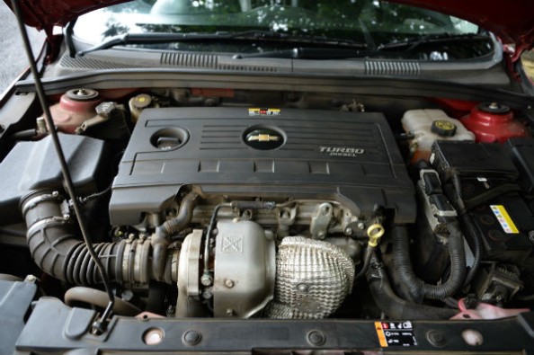 The 166hp 2.0-litre diesel gives the car all the performance you'd need for everyday driving, and then some. 