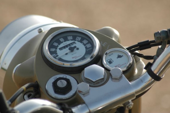 Instrument cluster is basic; sadly, there's no fuel gauge.