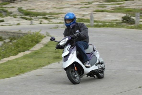 The scooter is quite nippy.