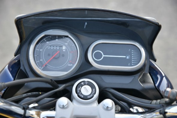 Bajaj Avenger instrument cluster