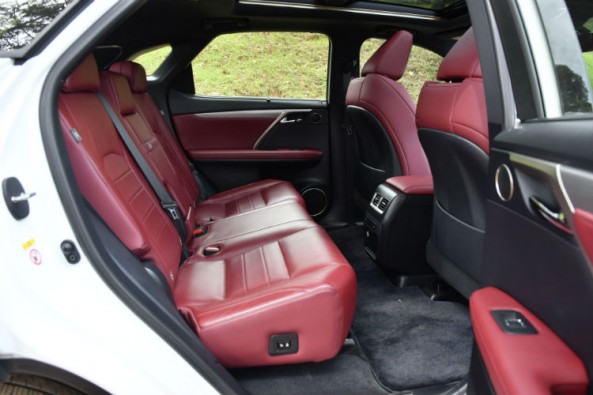 Lexus RX450h rear seat