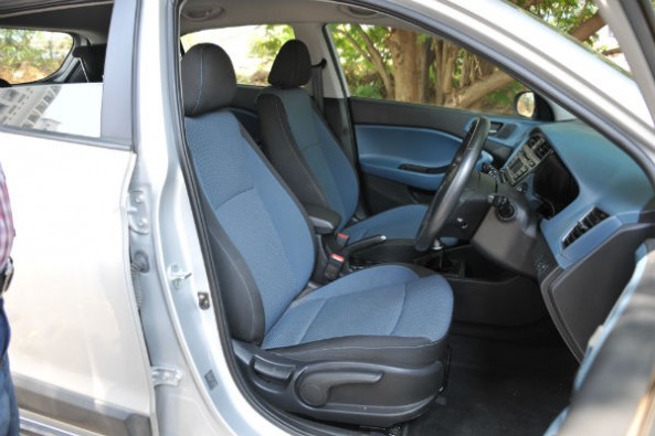 Hyundai WR-V front seats