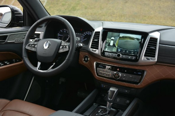 New SsangYong Rexton interior