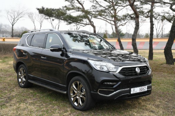 New SsangYong Rexton front