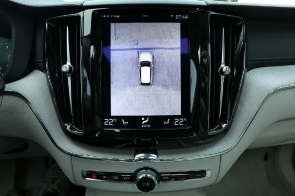 Volvo XC60 touchscreen infotainment system