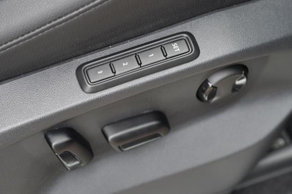Volkswagen Tiguan automatic tailgate