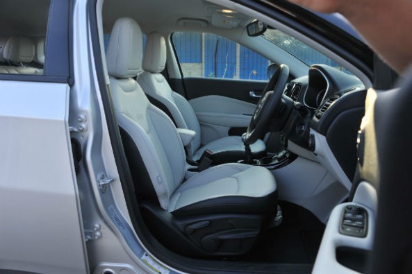 Jeep Compass front seats