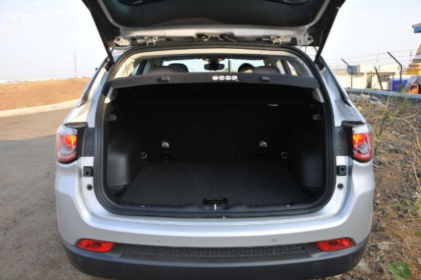 Boot space in the Jeep Compass is 408-1191 litres