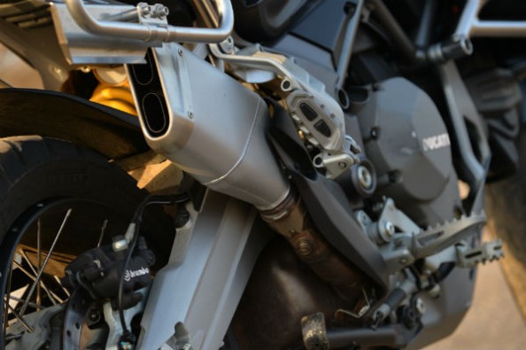 Ducati Multistrada 1200 Enduro exhaust