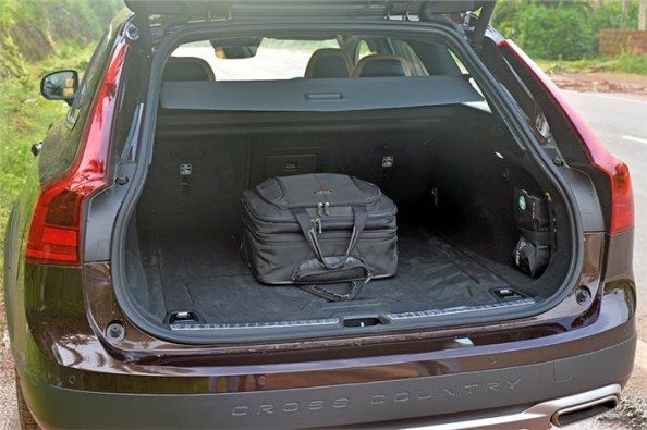 Volvo V90 Cross Country's boot is expandable up to 1526 litres