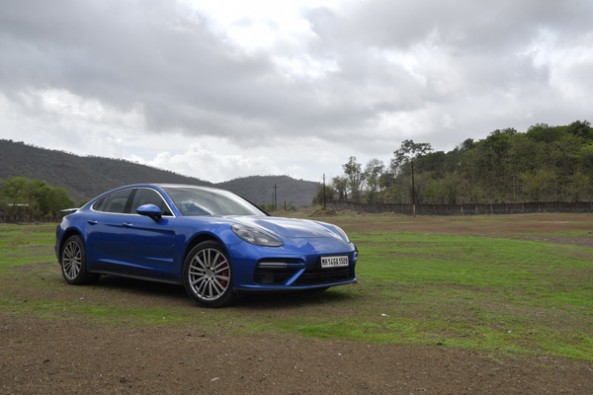 Porsche Panamera Turbo 