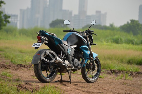 Yamaha FZ-S FI rear.