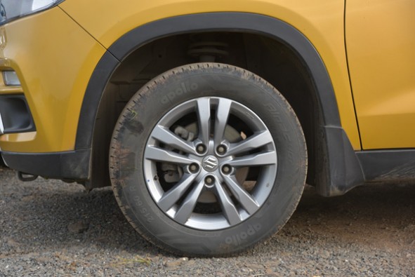 Brezza's wheel design.