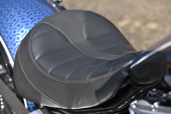 Single leather seat.