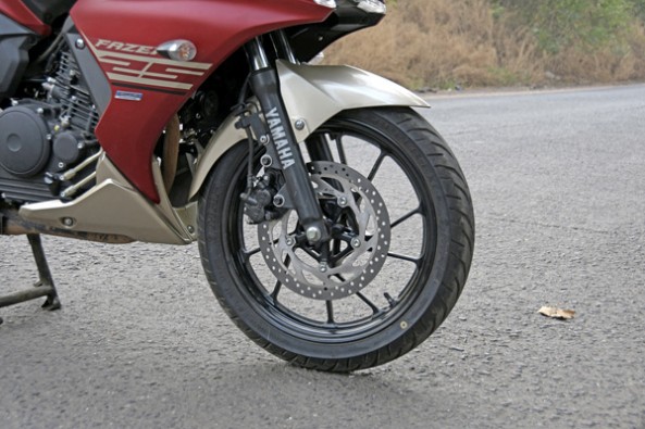 282mm front disc lacks bite.