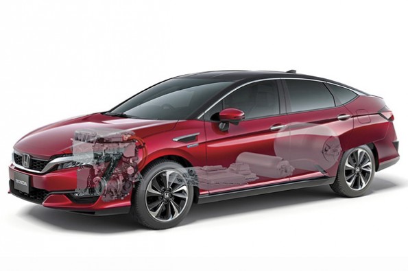 The hydrogen powertrain on the Clarity similar to a V6.