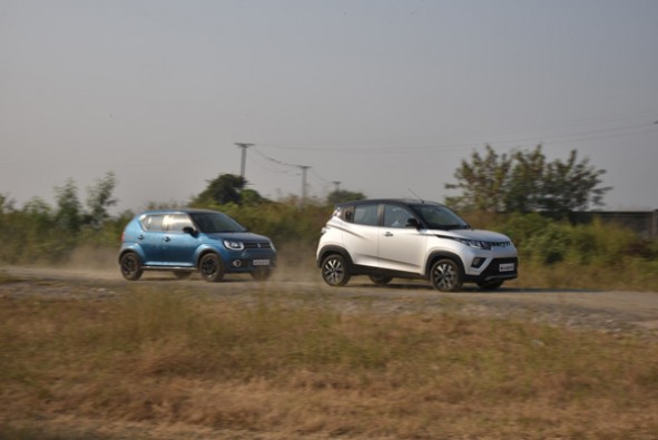 Maruti Ignis vs Mahindra KUV100 NXT in action.