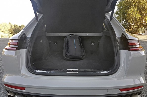The large boot to load up the Turismo.