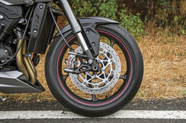 Top-spec brakes on the RS.