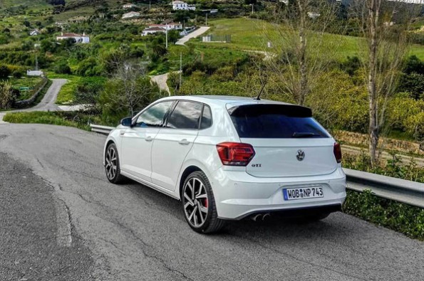 The taillight on the car is square like the older model. 