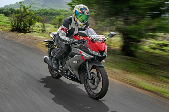 2018 Yamaha YZF-R15 V3.0 Review