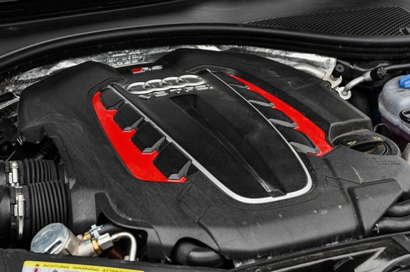 The red bits on the engine cover add sportiness.