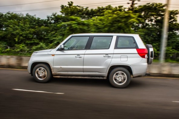 Mahindra-TUV-300-7
