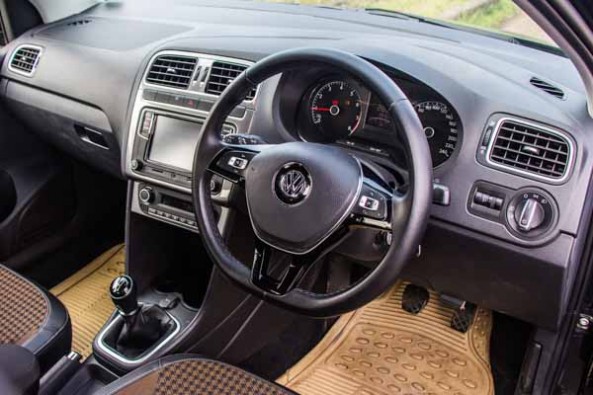 Volkswagen_Polo_1.0_15