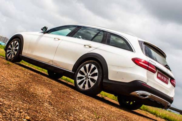 Mercedes_E_Class_All_Terrain_35