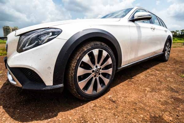 Mercedes_E_Class_All_Terrain_2