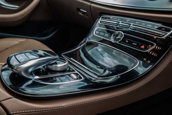 Mercedes_E_Class_All_Terrain_11